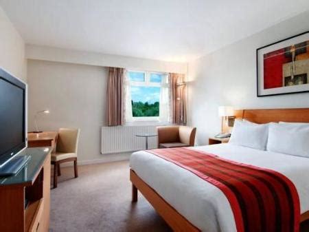 Hilton Watford Hotel in London - Room Deals, Photos & Reviews