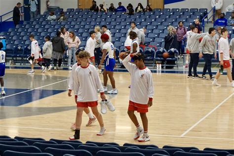 Australian Basketball Team Comes To Challenge Crockett Bulldogs - The ...