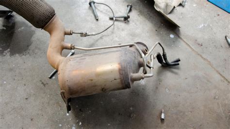 5 Signs Of A Clogged Cabin Air Filter