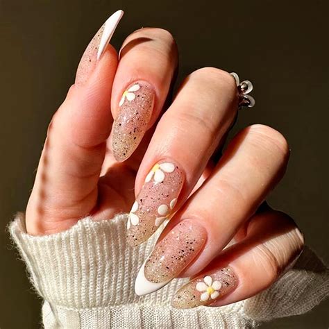 Yosomk Nude Press On Nails Medium Almond Fake Nails With Daisy Flower