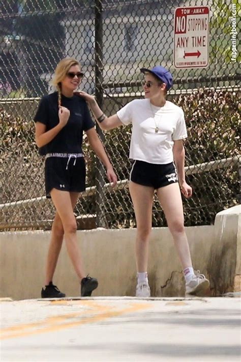 Kristen Stewart Nude The Fappening Photo FappeningBook