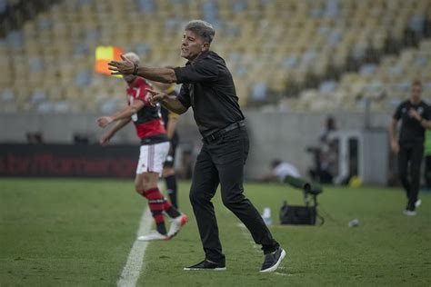 De Saída Do Grêmio Renato Gaúcho é Alvo De Gigante Da Série A Para 2025