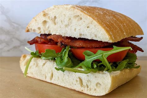 Blt With Roasted Garlic Aioli • The Candid Cooks