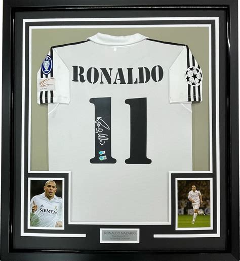 Framed Autographed/Signed Ronaldo Nazario 35x39 Real Madrid White