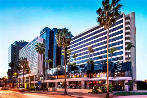 Top 9 Luxury Hotels In Long Beach Ca That All Ages Love