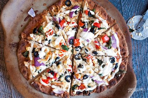 Greek Pizza with Tzatziki Drizzle | The Bewitchin' Kitchen