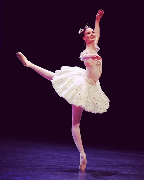 Lauren Cuthbertson As Aurora Royal Ballet Dancing Queen Dance