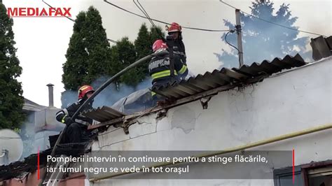 Noi Imagini De La Incendiul Din Ia I Fl C Rile Au Cuprins Mai Multe