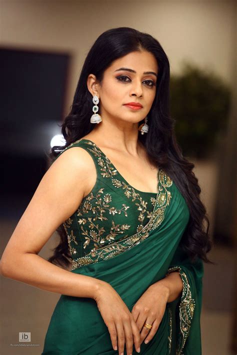 Priyamani Photo Gallery Telugu Cinema Actress