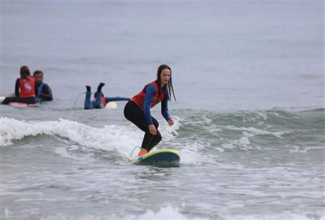 Alquila tablas de surf para niños en Sensación Surf Sensación Surf