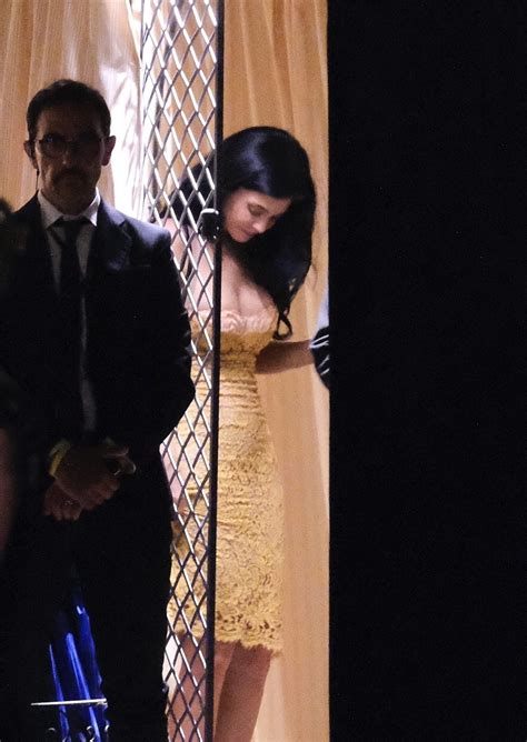 Kylie Jenner Booty Yellow Lace Kendall Sideboob Venice Hot Celebs Home