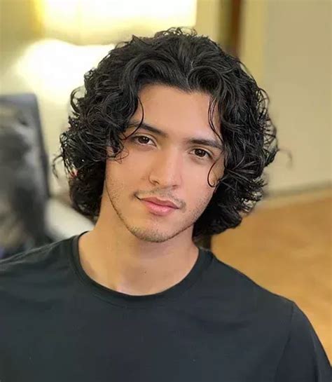 mens curly hairstyles wear  natural curls  style en