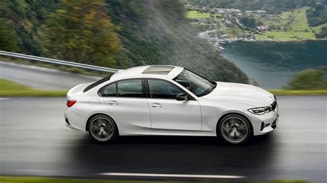 Bmw Introduces New Entry Level Powertrain Option For The 3 Series