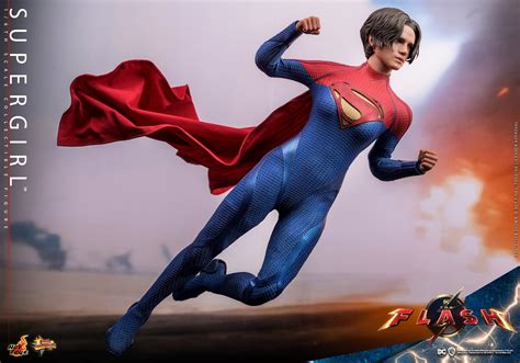 Hot Toys Reveals Its New THE FLASH Action Figure Of Supergirl GeekTyrant