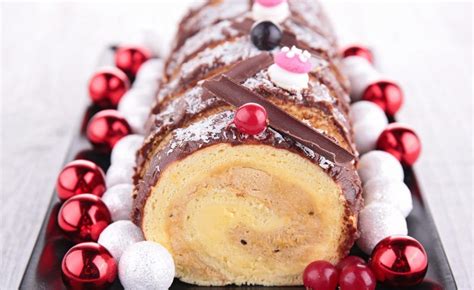 Bûche De Noël Crème De Marron Et Mascarpone Par Académie Du Goût Recette Buche De Noel