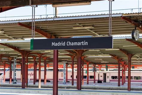 Estación de tren Madrid Chamartín Como llegar teléfonos y servicios