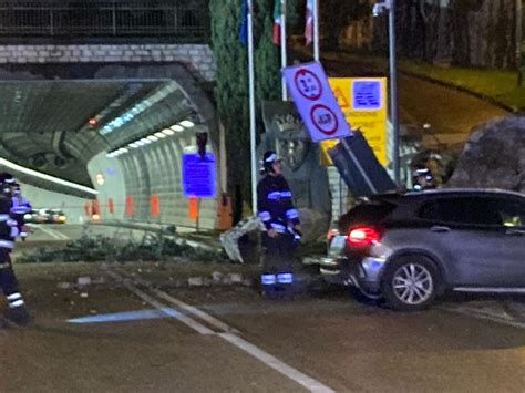 Ennesima Frana Sulla Gardesana Chiusa La Tratta Riva Limone