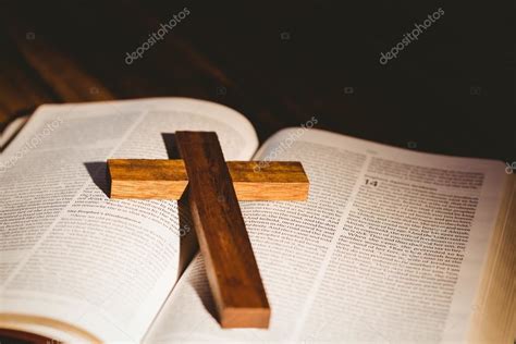 Open Bible With Crucifix Icon Stock Photo By ©wavebreakmedia 68953601