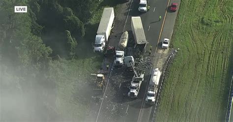 Beer Spills Onto I 75 Sb In Hernando Co After Crash Involving 5 Semis