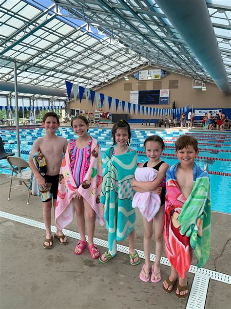 Swim Teams for Kids? Guide for Swim Team Moms