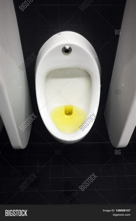 Blocked Urinal Urine Public Toilet Image And Photo Bigstock