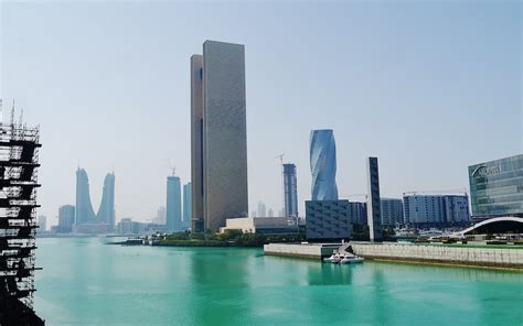 5 Star Hotels Bahrain - Includes the Ritz-Carlton & Reef Resort