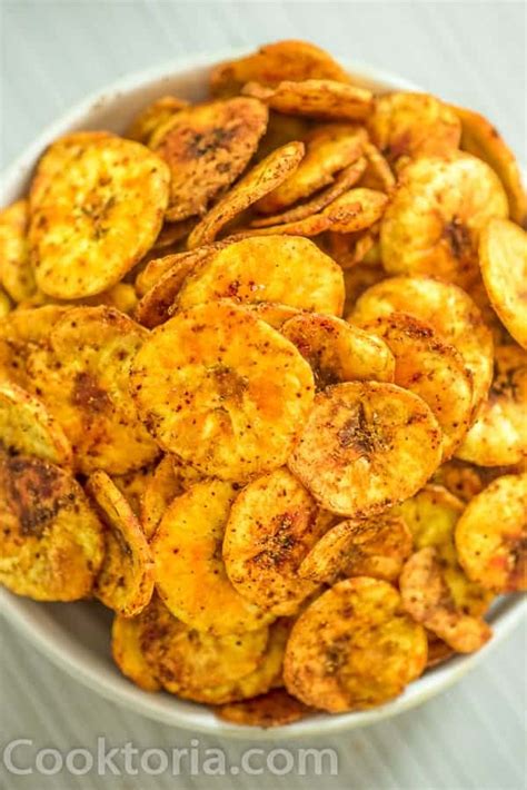 Baked Plantain Chips | COOKTORIA