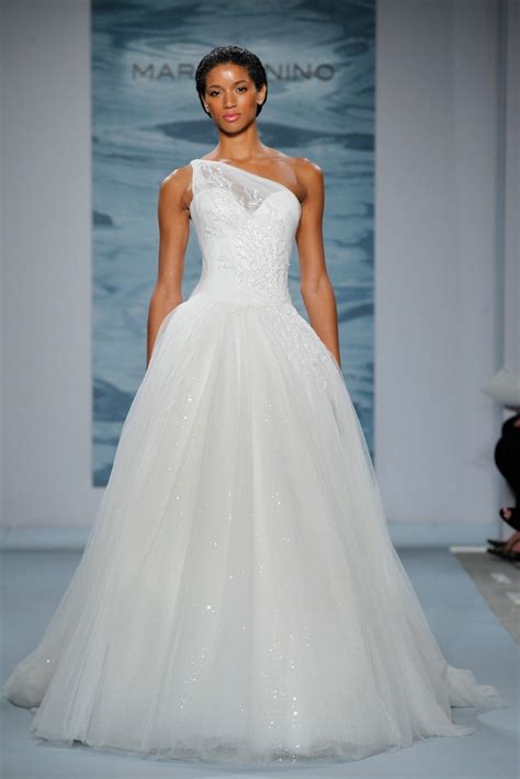 Kleinfeld Collection Wedding Dresses Photos By Kleinfeld Bridal Image 192 Of 334 Weddingwire