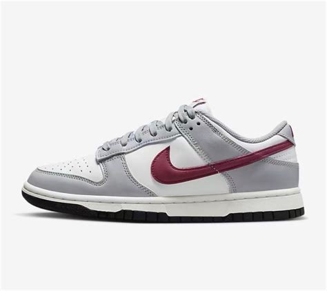 Nike Dunk Low Pale Ivory Redwood Womens Fashion Footwear Sneakers