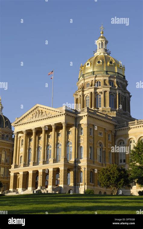 State Capitol Building Iowa Hi Res Stock Photography And Images Alamy