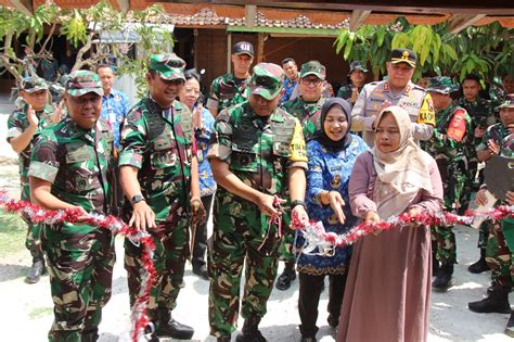 Ditinjau Tim Wasev Sterad Progres TMMD Reguler 122 Kodim Blora