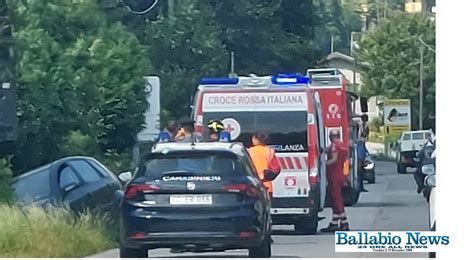 AUTO FUORI STRADA SULLA SP 62 A BALLABIO 78ENNE SOCCORSO IN GIALLO