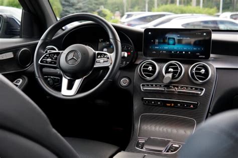 Прокат Mercedes Benz Glc 2021 в Минске на сутки аренда Мерседес без водителя цена