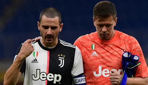 FOTO Wajah Kecewa Pemain Juventus Usai Dikalahkan AC Milan Dunia