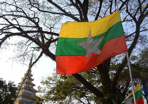 Graafix!: Myanmar Burma Flag