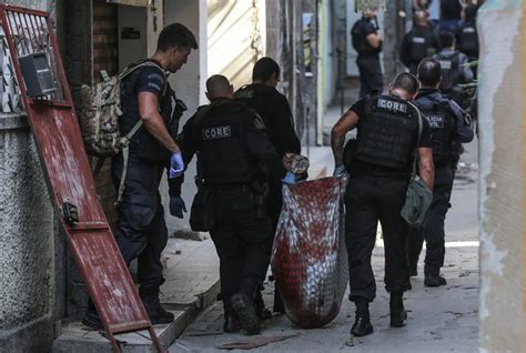 Una Operació Policial En Una Favela De Rio De Janeiro Deixa Almenys 18 Morts RedacciÓ Rio De