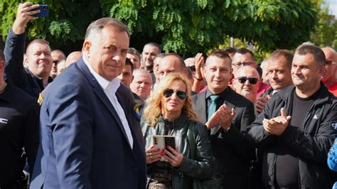 Nastavak suđenja Milorad Dodik stigao u Sud BiH dočekan aplauzima