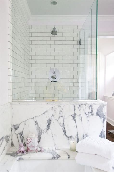 20+ Marble And Subway Tile Bathroom – The Urban Decor