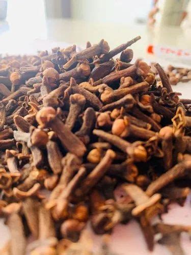 Brown Whole Organic Fresh Dry Clove Packaging Size 5 Kg At Rs 520