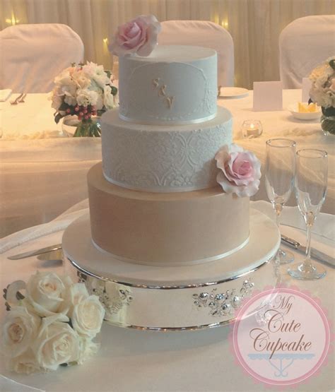 Ivory Gold Damask Wedding Cake