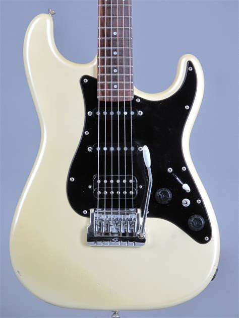 1985 Fender Contemporary MIJ Stratocaster Olympic White Metallic