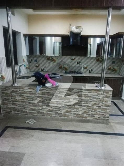 Marla Upper Portion For Rent Samanabad Lahore Id Zameen