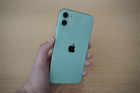 iPhone 11 and 11 Pro in all their new, vibrant colors - CNET