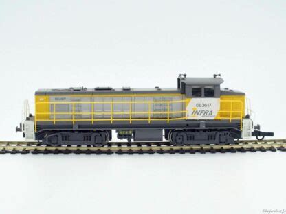 Locomotive Bb Roco Ref Le Hangar A Locos