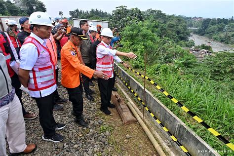 Butuh Waktu 3 Bulan Pulihkan Rel Longsor Di Jalur Kereta Bogor Sukabumi