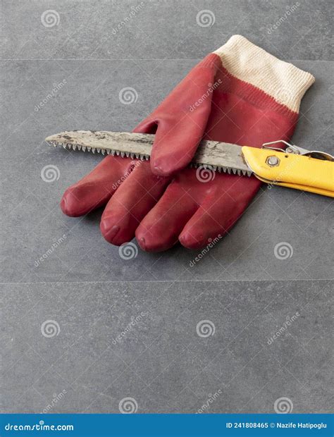 Using Gloves To Prevent Hand Injuries while Working in the Workshop-saw