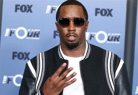 Sean Combs Biography Birthday Wiki Age Facts Net Worth Married