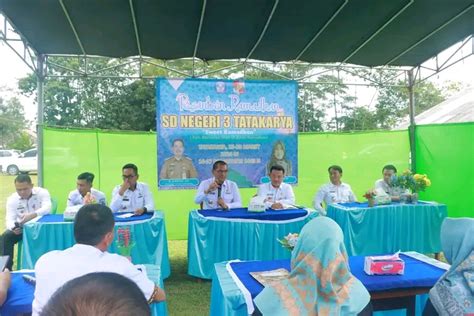 Pejabat Bupati Lampura Drs Aswarodi M Si Melakukan Kunjungan Kerja Ke