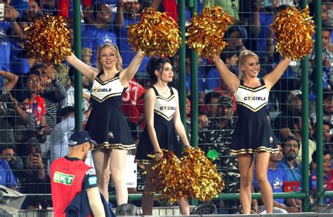 Man Eve Teases Ipl Cheerleaders In The Viral Video And We Are Ashamed