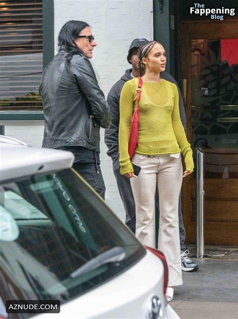 MALEIGH ZAN Nude AZNude